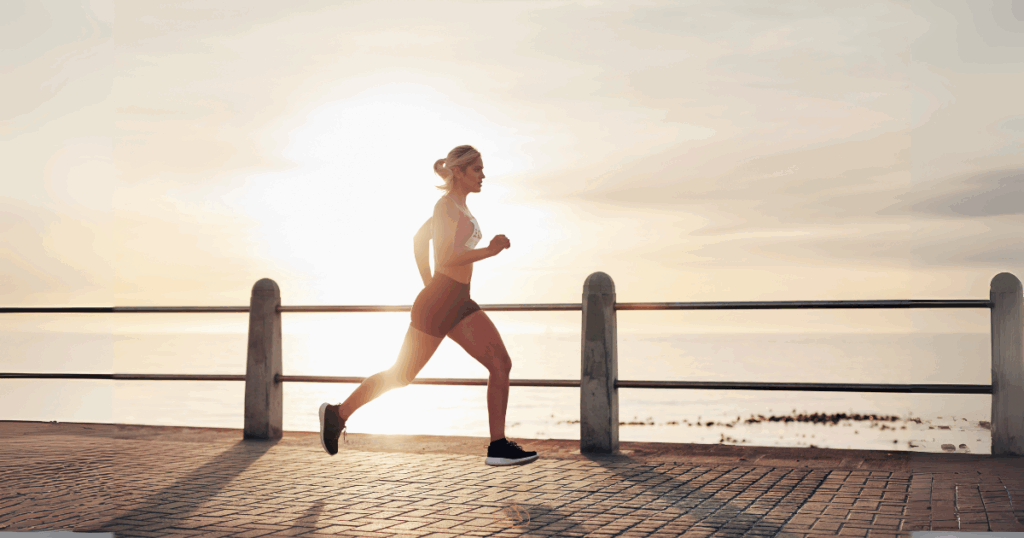 ALT: Persona trotando con hernia discal, kinesiólogo La Serena Coquimbo